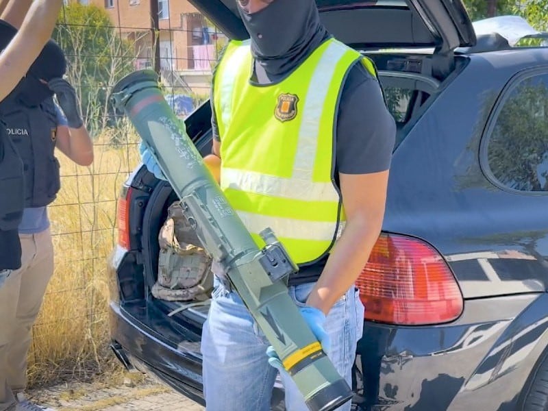 Desarticulada una red de tráfico de armas dirigida desde la cárcel por un preso con ayuda de su familia