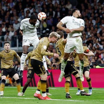 Soccer Football - Copa del Rey - Semi Final - Second Leg - Real Madrid v Real Sociedad - Santiago Bernabeu, Madrid, Spain - April 1, 2025
Real Madrid's Antonio Rudiger scores their fourth goal REUTERS/Juan Medina