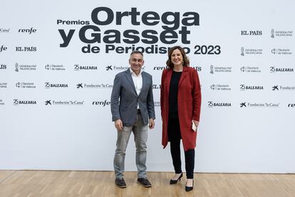 Miguel Barrachina, diputado en las Cortes Valencianas y presidente de Partido Popular de la provincia de Castellón, y María José Catalán, diputada de las Cortes Valencianas por el partido. 