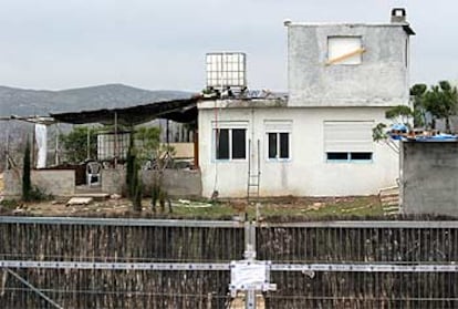 Infravivienda de Chinchón utilizada por los terroristas para montar las mochilas bomba.