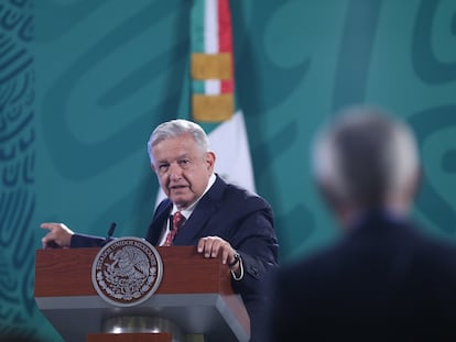 El presidente Andrés Manuel López Obrador en el Palacio Nacional, en julio.