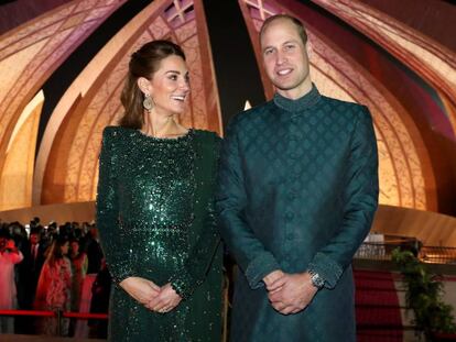 Guillermo y Kate, duques de Cambridge, el martes 15 de octubre en Islamabad, Pakistán.