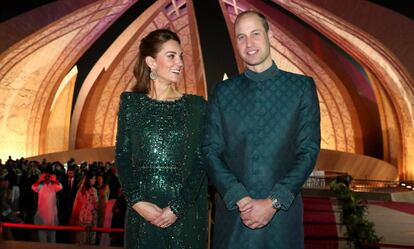 Guillermo y Kate, duques de Cambridge, el martes 15 de octubre en Islamabad, Pakistán.