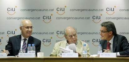 Duran Lleida, Jordi Pujol y Artur Mas, durante la reunión de la comisión ejecutiva de CiU.