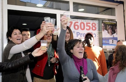 Maria de los Santos Abad, dueña de la administración de Albolote (Granada) que ha vendido el primer premio