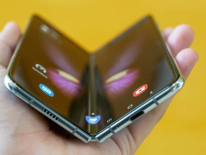 Samsung prepara un Galaxy Fold a mitad de precio, ¿sabes cómo será?