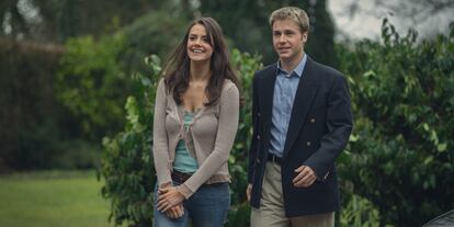 Meg Bellamy and Ed McVey, as Prince William and Princess Kate of Wales during their university days. 