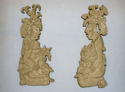 Representación del Popol Vuh en el Centro Cultural Maya-Quiché Popol Ja de Santa Cruz del Quiché, Guatemala.