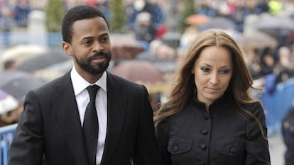 Sonsoles Suárez y su marido Paulo Wilson en el funeral del expresidente Adolfo Suárez el 31 de marzo de 2014 en Madrid.