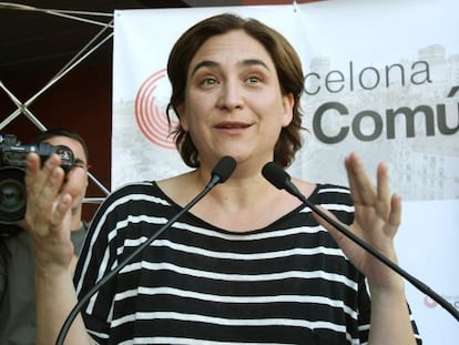 Ada Colau, en el Mercado Provençals, en Barcelona.