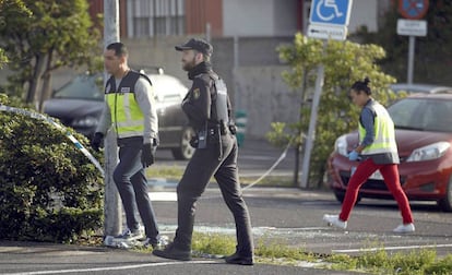 Policías nacionales en La Laguna (Tenerife).