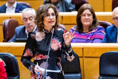 La ministra de Hacienda, María Jesús Montero, en el Senado el martes.