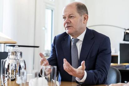 El ministro de Finanzas alemán, Olaf Scholz, durante la entrevista con este diario en su despacho en Berlín.