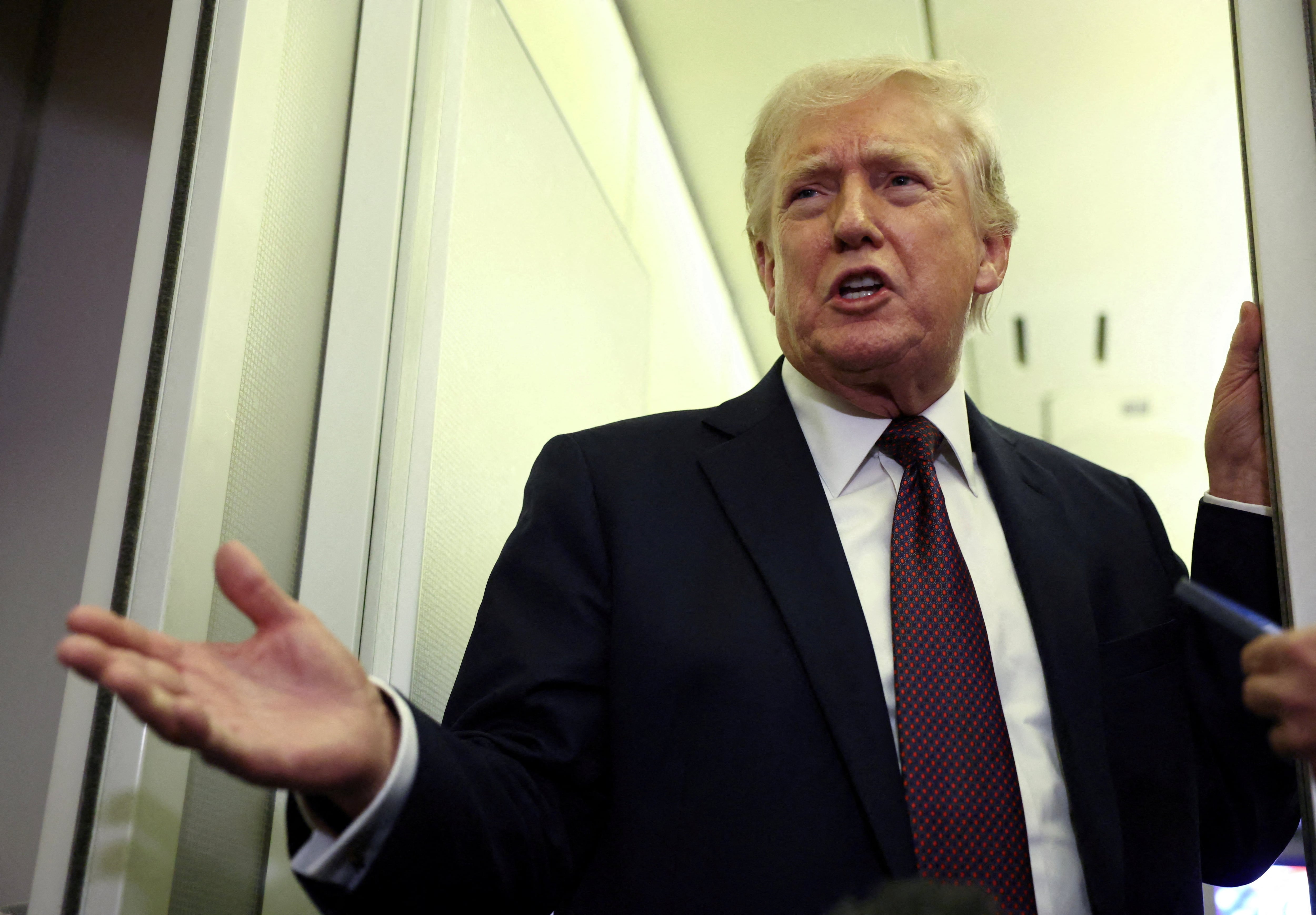 Apuestas millonarias en derivados financieros predijeron minutos antes el anuncio de tregua de Trump