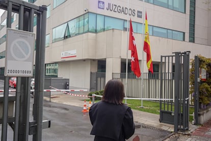 Entrada a los Juzgados de Violencia sobre la mujer de la calle Albarracín de Madrid.