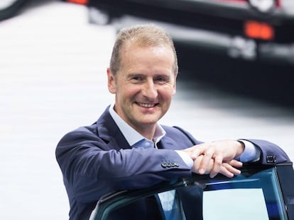 Herbert Diess, presidente de Volkswagen Turismos, en el &uacute;ltimo Sal&oacute;n del Autom&oacute;vil de Par&iacute;s