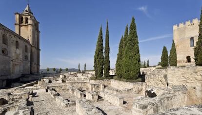 El recinto monumental del castillo de La Mota fue uno de los sistemas defensivos más complejos de Al-Andalus.