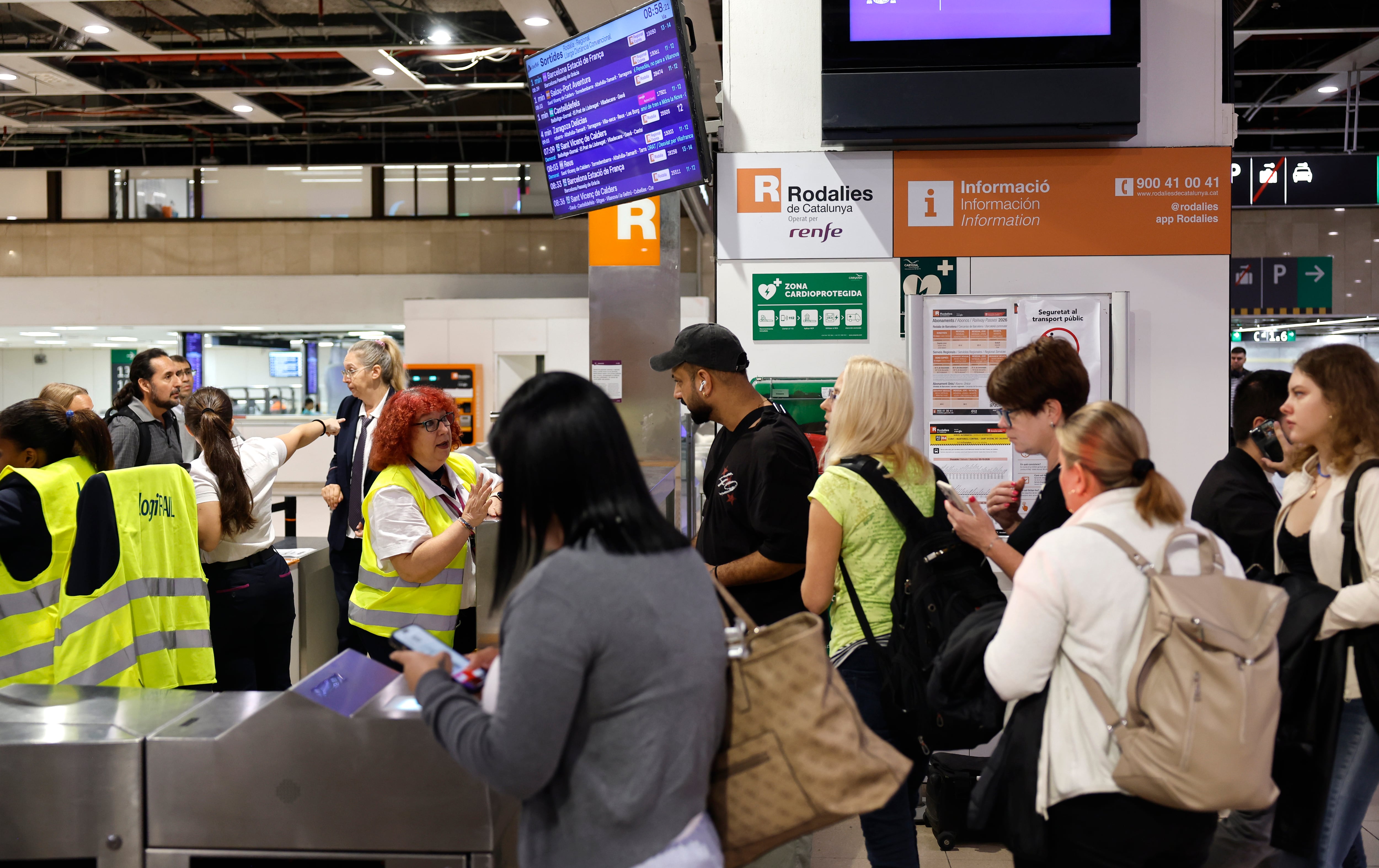 Caos en Rodalies de Cataluña por el plante de los maquinistas tras el temporal