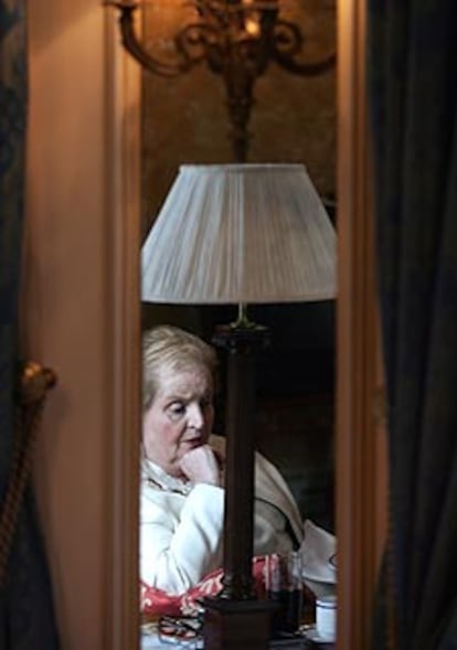 Madeleine Albright, durante la entrevista en Madrid.