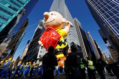 Charlie Brown en el desfile de Acción de Gracias que organiza Macy en Nueva York. 