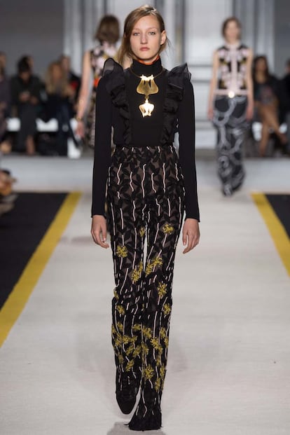 pasarela giambattista valli otoño invierno 2015 2016 paris fashion week