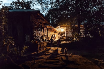 Programa Luces de Esperanza en los estados de Oaxaca, Puebla y San Luis Potosí.