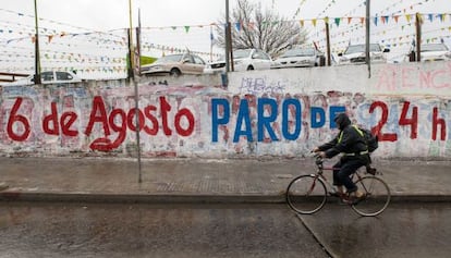 Una pintada de la huelga general en Uruguay.