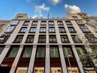 Fachada del edificio de Alting, situado en la calle Fuencarral, 6 en Madrid