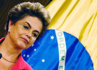 Dilma no encontro com a presidenta do Chile, Michelle Bachelet.