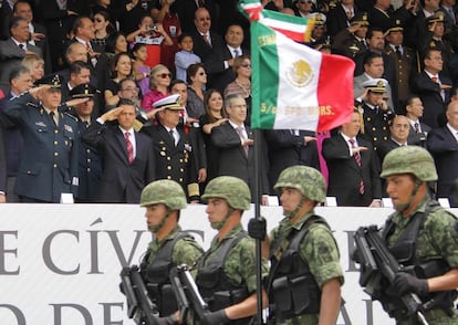 Cada 5 de mayo se conmemora la Batalla de Puebla con un desfile militar y civil en la Ciudad de Puebla. El presidente mexicano participa y pasa revista a las Fuerzas Armadas que acuden para conmemorar la fecha. El Ejército mexicano también hace una representación de la batalla en el Campo Militar de esa ciudad. La celebración se ha extendido a Estados Unidos, donde algunos colectivos de Puebla aprovechan para hacer desfiles y conciertos en los que festejan su origen mexicano con comida típica y mariachis.