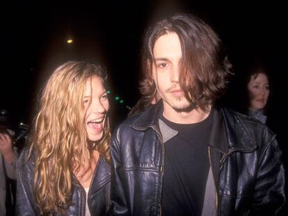 Kate Moss y Johnny Depp estuvieron casi cuatro años juntos. Fueron la locura de los fotógrafos y a ellos les gustaba. Nunca se ocultaron.