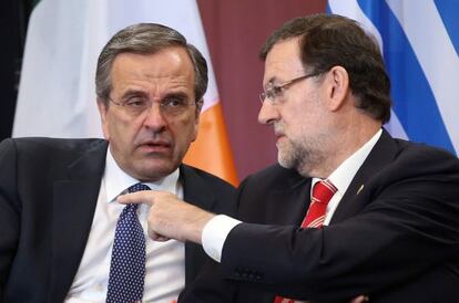 Samaras y Rajoy, en un encuentro en Bruselas en junio. 
