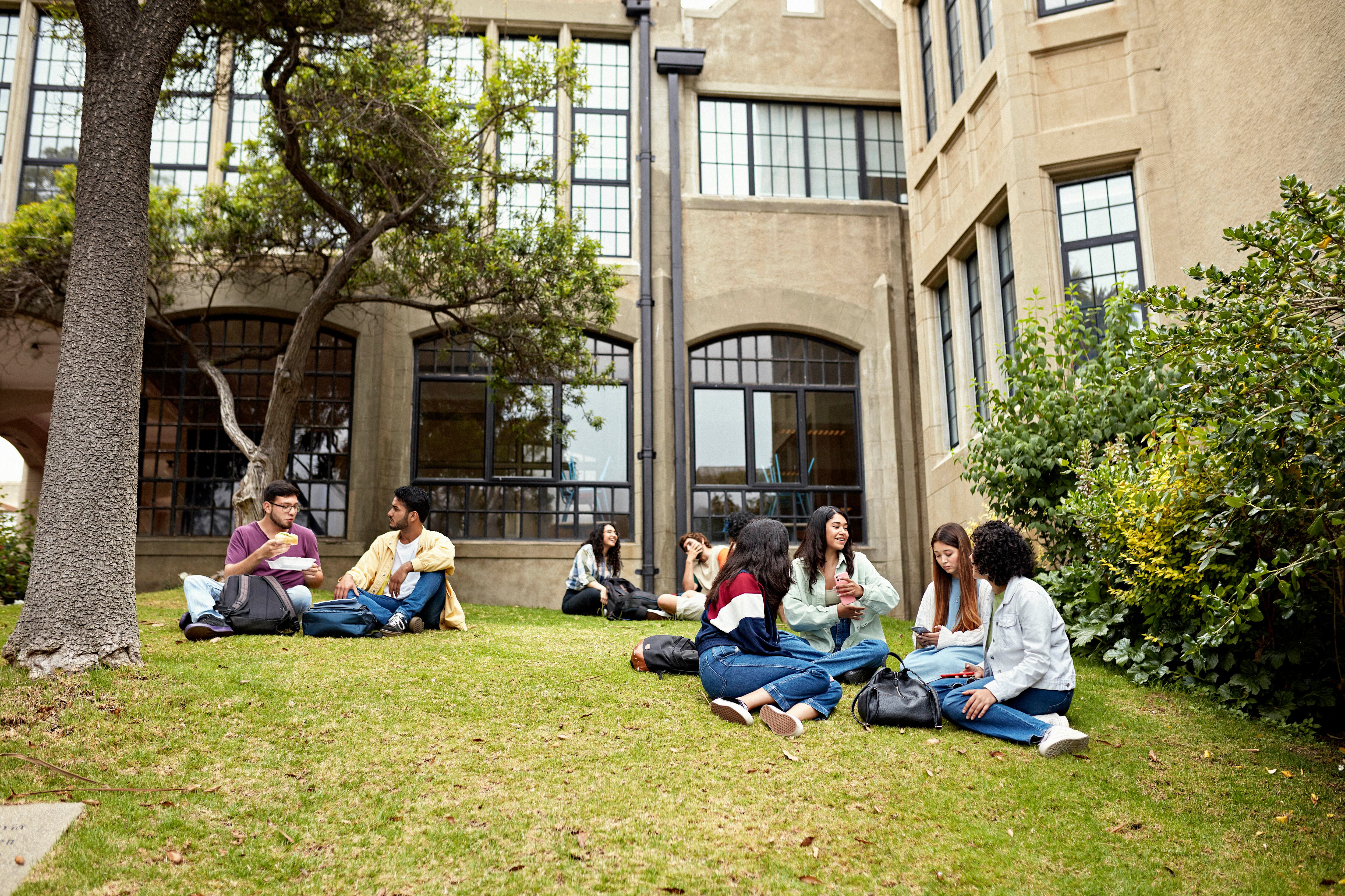 Proceso de Admisión 2025: los pasos y fechas claves para la postulación a las universidades en Chile