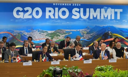 Justin Trudeau, Claudia Sheinbaum, Emmanuel Macron, Joe Biden y Narendra Modi en la cumbre del G-20, en Ro de Janeiro.