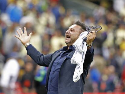 Antonio Mohamed, tras ganar la Liga mexicana. 