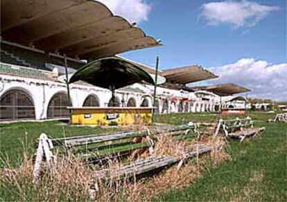 Estado de las instalaciones del hipódromo de la Zarzuela en marzo del año pasado.