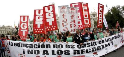 Manifestaci&oacute;n contra los recortes en Educaci&oacute;n.