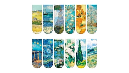 Regalos lectores sobre fondo blanco.