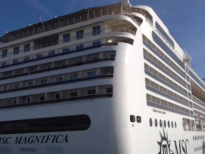 Uno de los cruceros de MSC durante una escala en el puerto de Valencia en 2019.