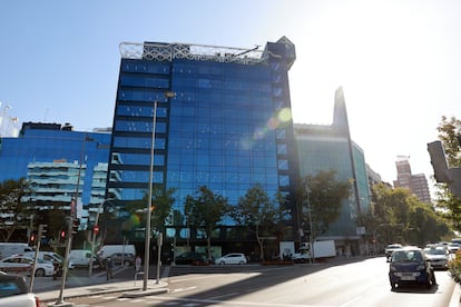 Edificio de UBS ubicado en la calle del Príncipe de Vergara (Madrid).
