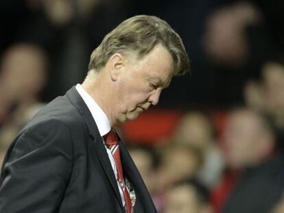 Van Gaal, durante el partido ante el Chelsea.