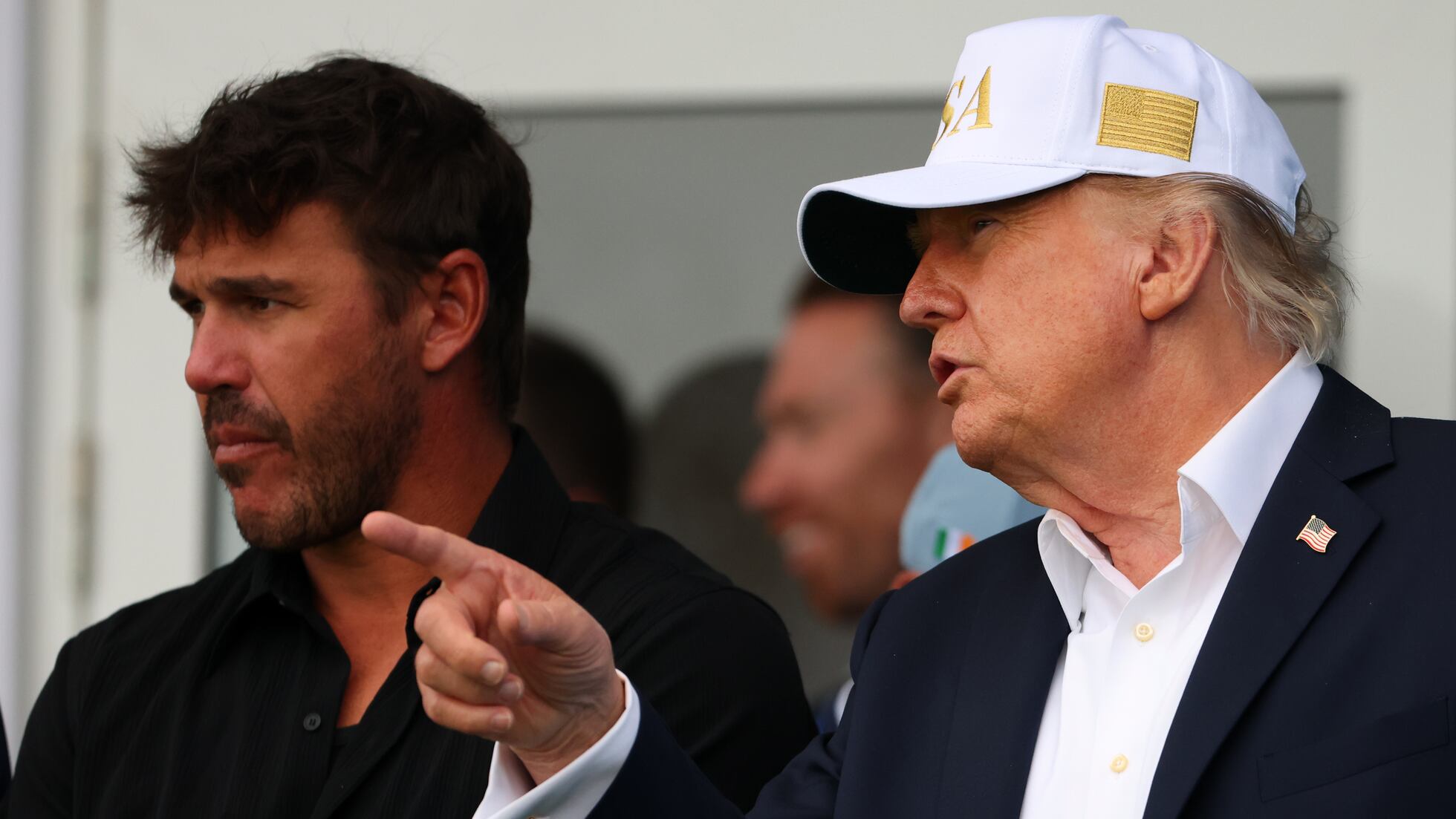 Trump aboga por reunificación irlandesa en visita a Dublín