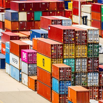 Cargo containers line a shipping terminal at the Port of Oakland on Thursday, July 31, 2025, in Oakland, Calif. (AP Photo/Noah Berger)