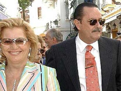 Mayte Zaldívar y Julián Muñoz, en 2003.