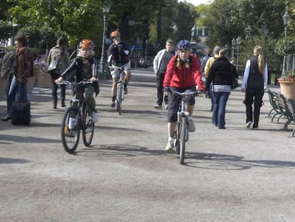 Parque de ciclistas en Helsinki (Finlandia).