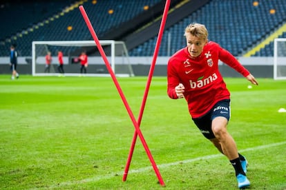 Odegaard, en un entrenamiento con Noruega.