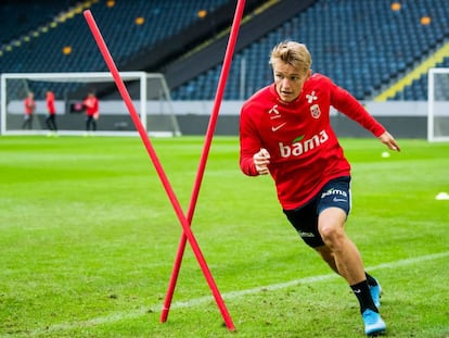 Odegaard, en un entrenamiento con Noruega.
