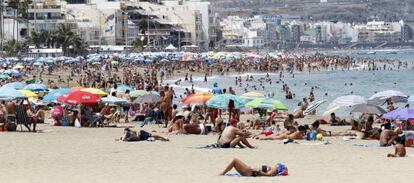 La playa de Las Canteras, en Las Palmas de Gran Canaria.