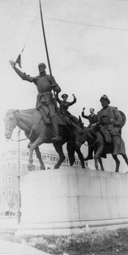 Retrato de dos brigadistas tomado por Rosenstein en Madrid.