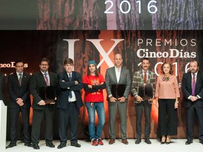 Foto de familia de la pasada edici&oacute;n de los Premios Cinco D&iacute;as a la Innovaci&oacute;n Empresarial.